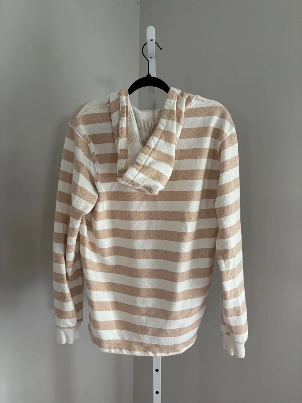 Adidas Tan & White Striped Henley Hoodie Pullover Sweatshirt Mens Knit Shirt